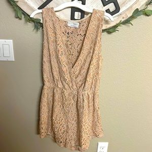 AUDREY 3+1. Laced romper